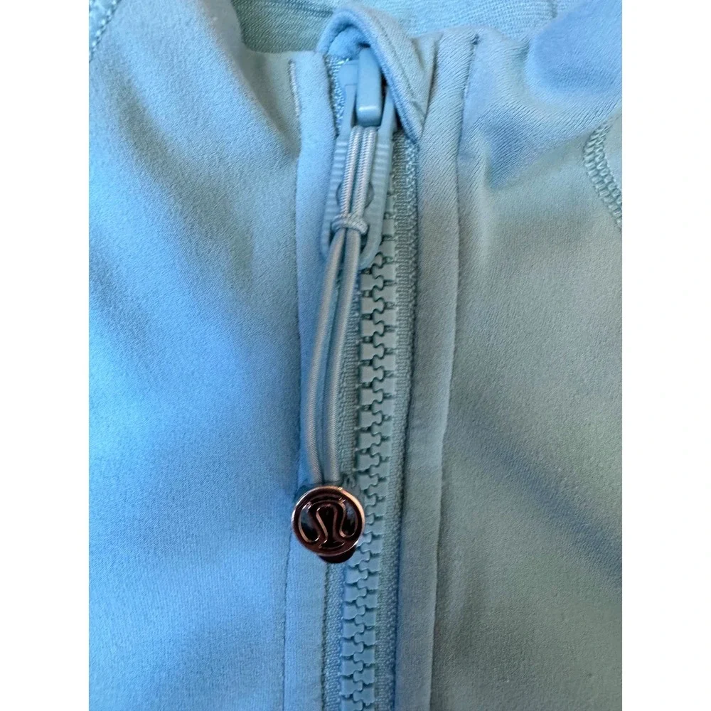 Lululemon Define Jacket Nulu Washed Blue Full Zip Women Size 6 Athleisure Yoga